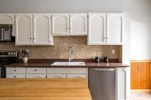 Additional image 14 of 48 Macaulay St