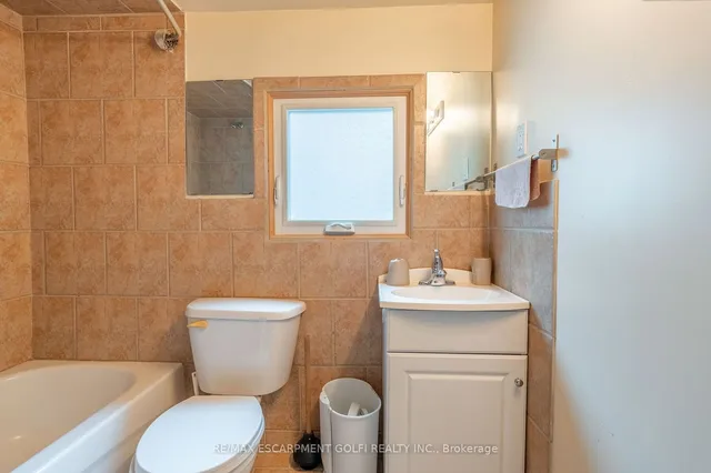 Additional image 26 of 26 Huron St