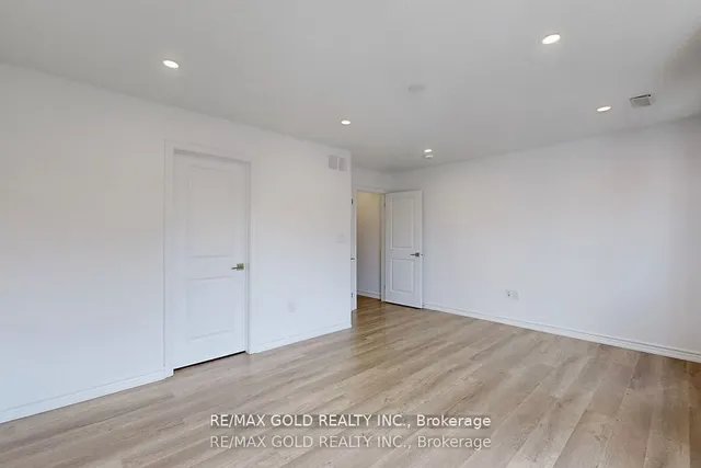 Additional image 23 of 445 Ontario St Unit 109