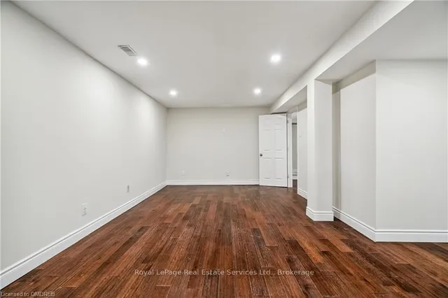 Additional image 38 of 1513 UPPER MIDDLE Rd Unit 3