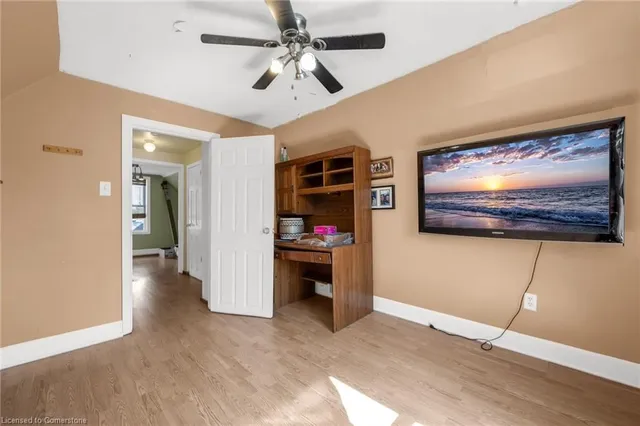 Additional image 17 of 552 Quebec St