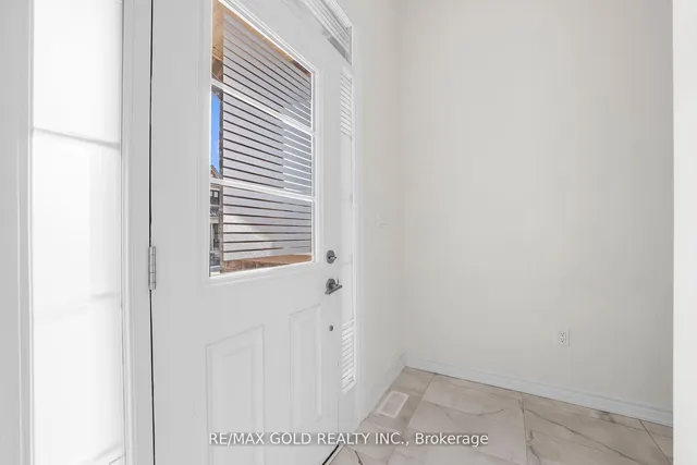 Additional image 4 of 1465 Watercress Way