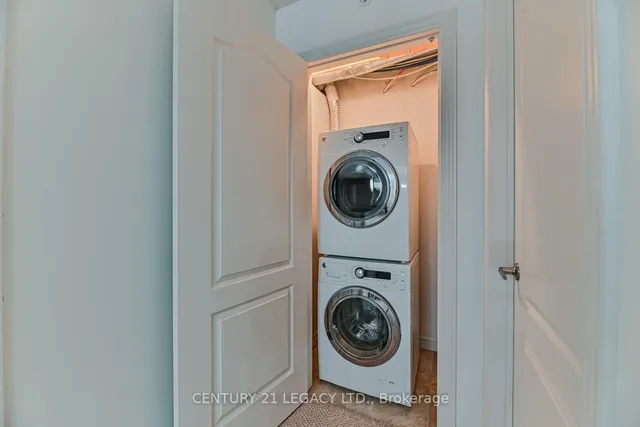 Additional image 9 of 1460 Main St Unit 214