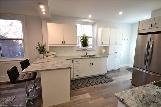 Additional image 16 of 66 Dundurn St