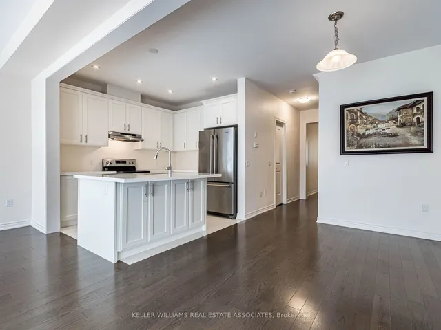 Additional image 11 of 18 Heming Tr