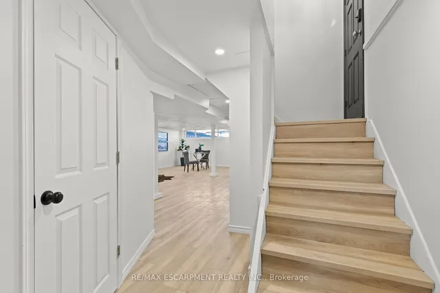 Additional image 21 of 20 Burfield Ave