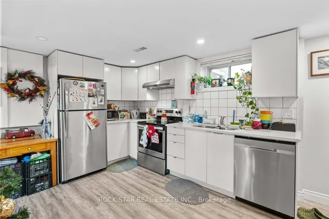 Additional image 26 of 149 Victor Blvd