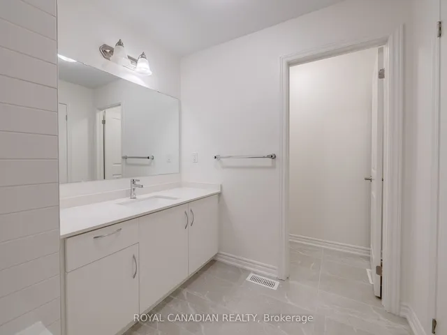 Additional image 31 of 476 Bergamot Ave