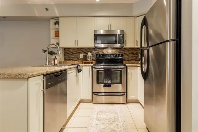 Additional image 6 of 3070 ROTARY Way Unit 122