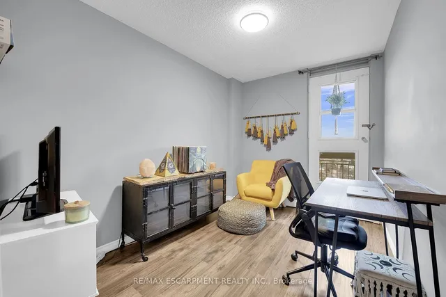 Additional image 26 of 350 Quigley Rd Unit 826