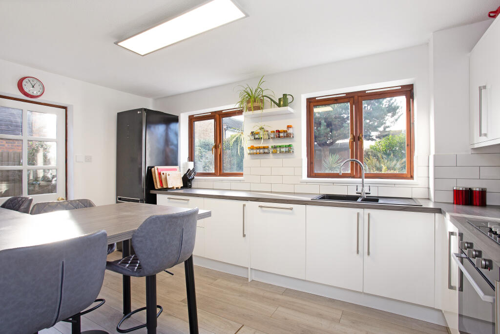 Additional image 3 of Brocket View, Wheathampstead, AL4