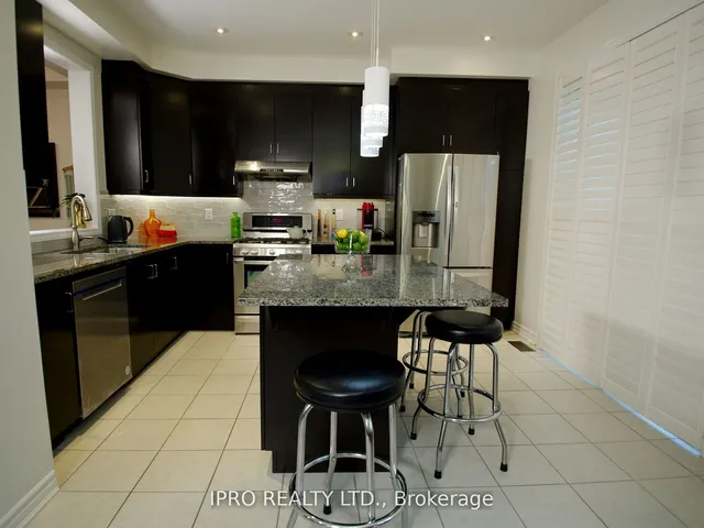 Additional image 2 of 954 Penson Cres