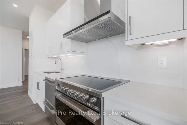 Additional image 8 of 500 BROCK Ave Unit 2002