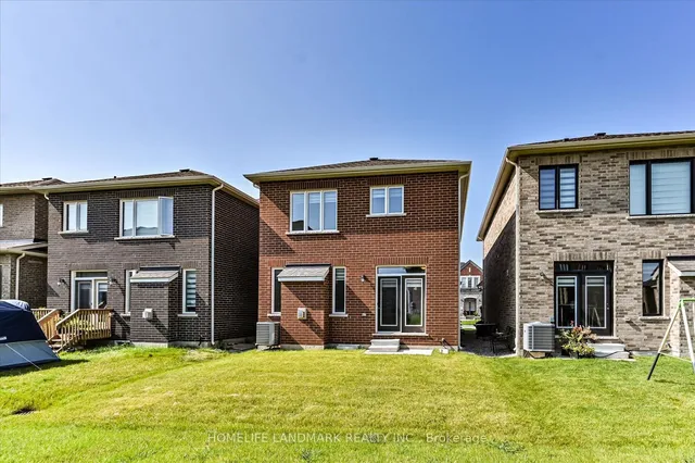 Primary image of 1237 Muskoka Hts