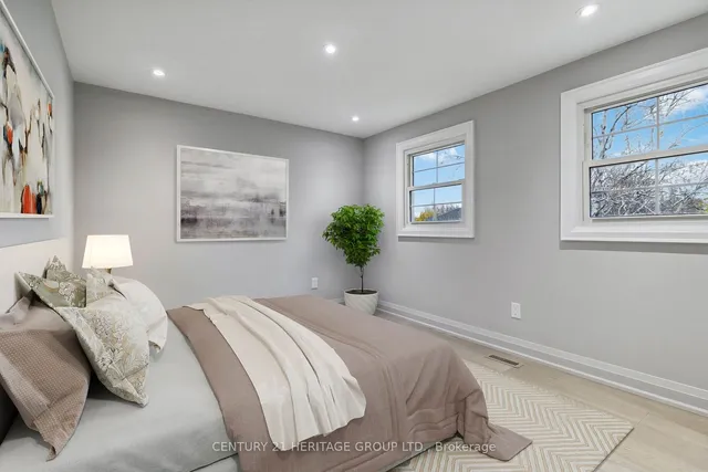 Additional image 15 of 734 Robertson Cres