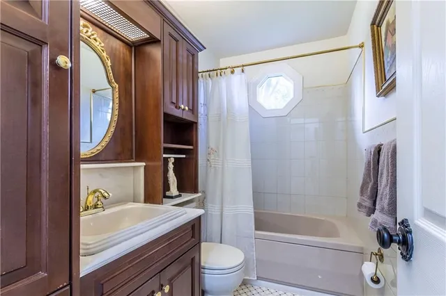 Additional image 9 of 1043 JOAN Dr