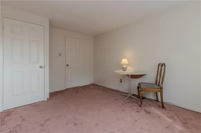 Additional image 38 of 2090 DEER RUN Ave