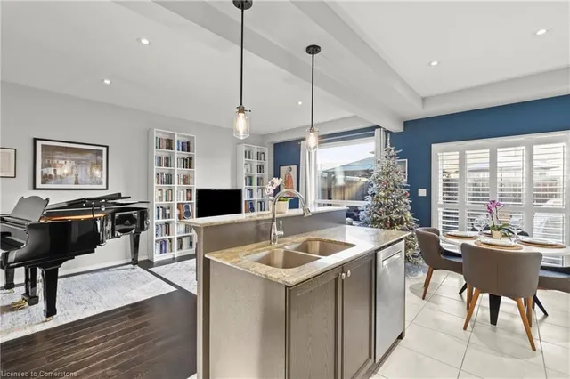 Additional image 22 of 170 Palacebeach Trail Unit 37