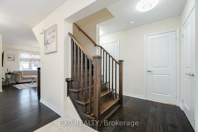 Additional image 20 of 106 Lemieux Crt