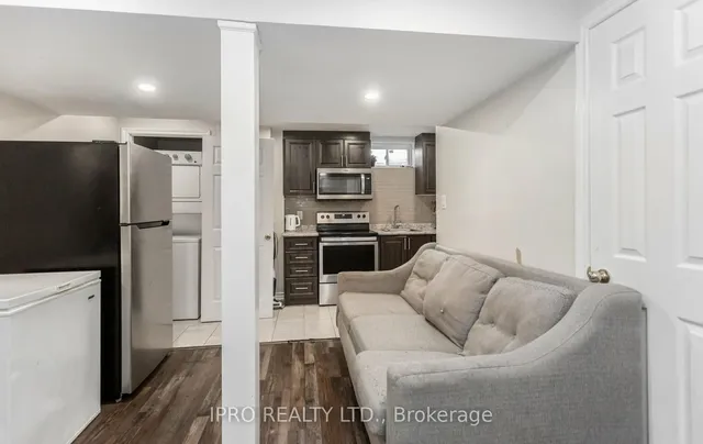 Additional image 33 of 447 Harkin Pl