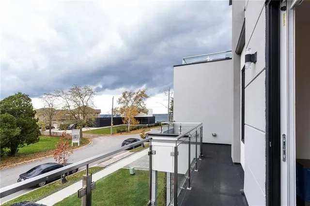 Additional image 25 of 528 Jones Rd