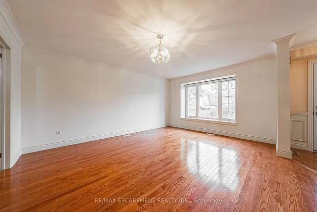 Additional image 5 of 105 WILSON St Unit 17