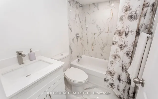 Additional image 37 of 1736 Thames Circ