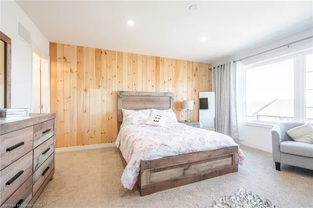 Additional image 32 of 61 Soho Street St Unit 68