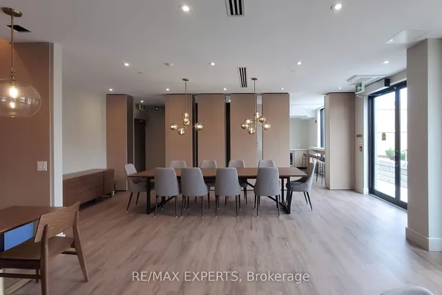 Additional image 38 of 1440 Clarriage Crt Unit 106