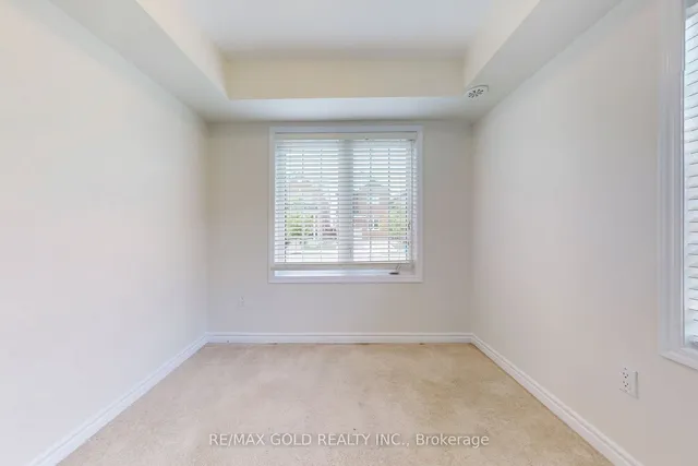 Additional image 21 of 86 Locker Pl