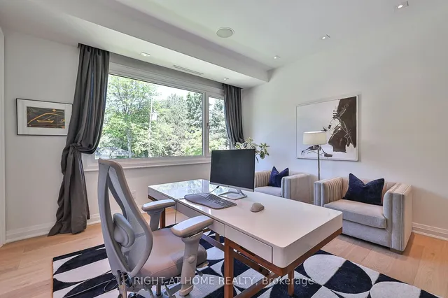 Additional image 26 of 179 Old Yonge St