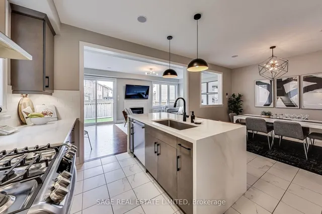 Additional image 11 of 1394 Rose Way