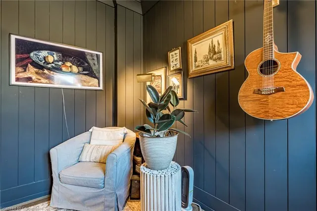 Additional image 24 of 185 1/2 Emerald St