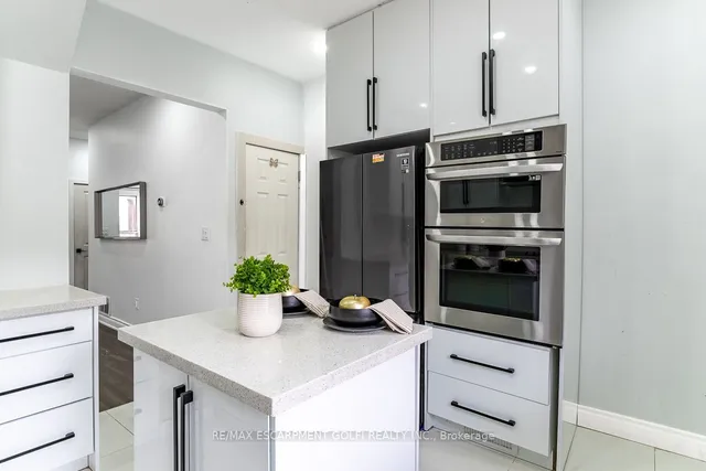 Additional image 14 of 334 Cannon St