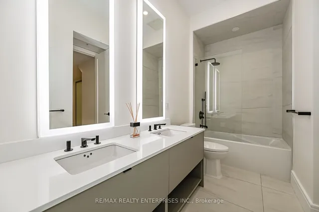 Additional image 9 of 112 King St Unit #PH05