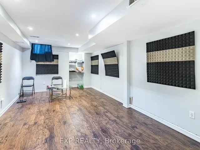Additional image 28 of 1051 McClenahan Cres