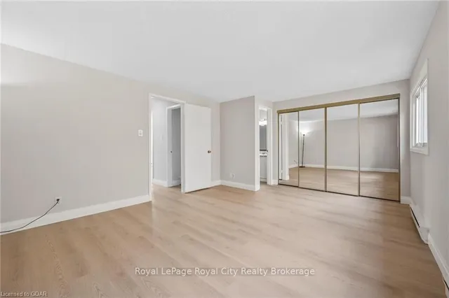 Additional image 16 of 2050 UPPER MIDDLE Rd Unit 165