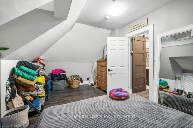 Additional image 33 of 191 WENTWORTH St
