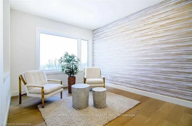 Additional image 12 of 166 Concession St