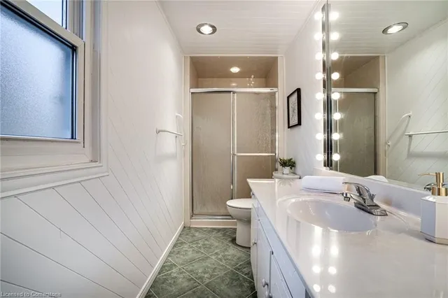 Additional image 25 of 25 Terrace Dr