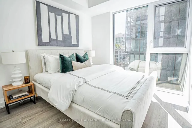 Additional image 18 of 357 King St Unit 809