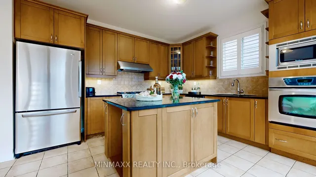 Additional image 14 of 1387 Marshall Cres