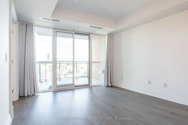 Additional image 21 of 2060 Lakeshore Rd Unit 406