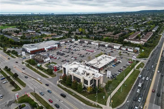 Additional image 35 of 3070 ROTARY Way Unit 122