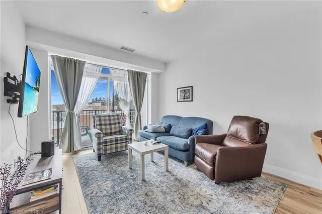 Additional image 40 of 1 Redfern Ave Unit 403