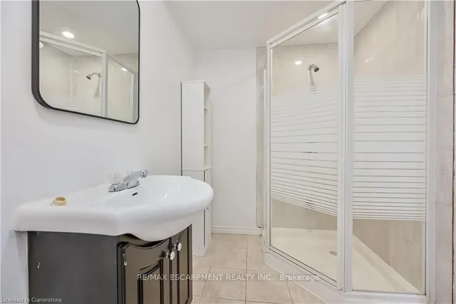 Additional image 31 of 76 Redfern Ave