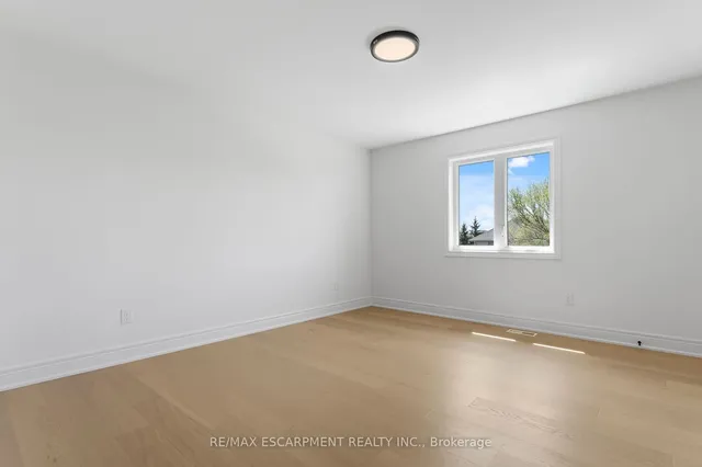 Additional image 21 of 34 Hampshire Pl