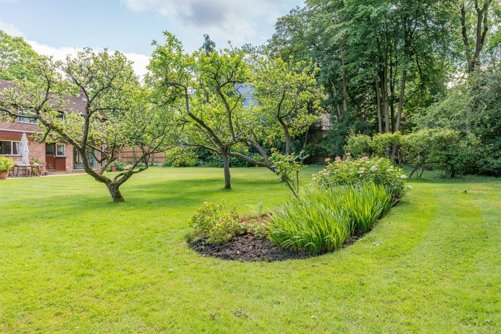 Additional image 21 of Cowpers Way, Tewin, Welwyn