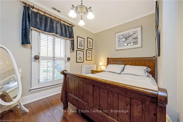 Additional image 19 of 103 THOMAS St