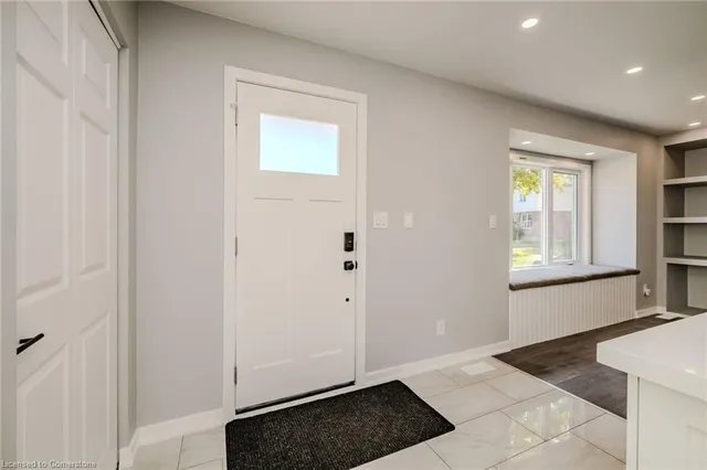 Additional image 5 of 5 Lewis St